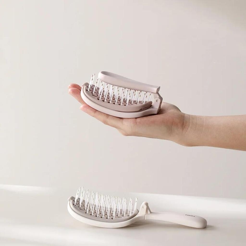 Foldable Travel Hair Brush Portable Detangler Comb Easy Clean Volumizing Styling Hair Tool for Home Use Compact Ribbed Comb with Massage Bristles
