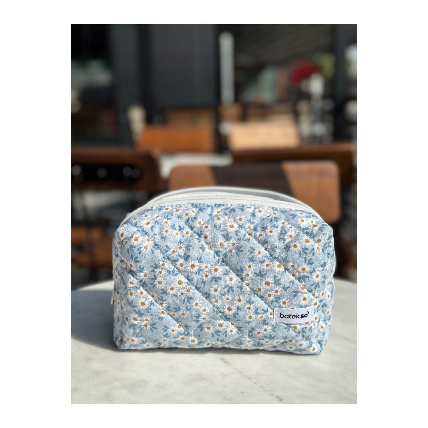 

Blue Daisy Patterned Makeup Bag - Large Size синий
