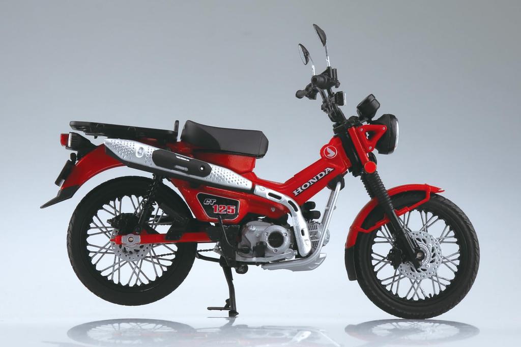 AOSHIMA Skynet 1/12 Maßstab Honda CT125 Hunter Cub Leuchtend Rot Fertigmodell