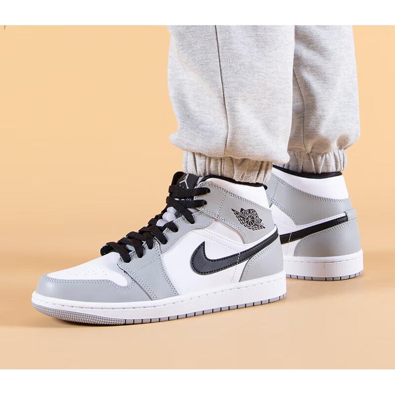 Jordan 1 Mid Light Smoke Grey GS 554725-092