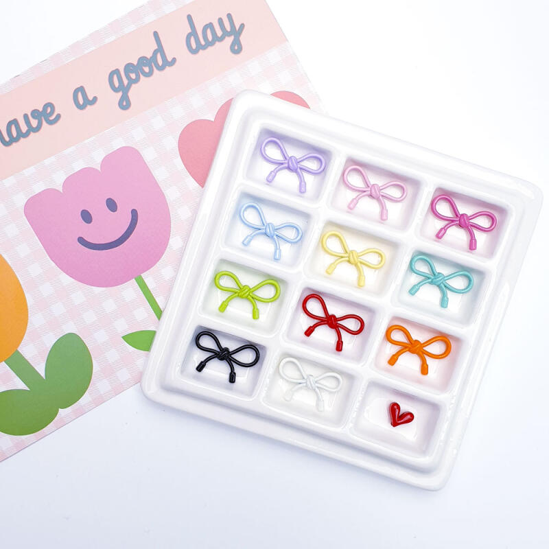 

Metal vertical hole-type color petite ribbon keychain material green