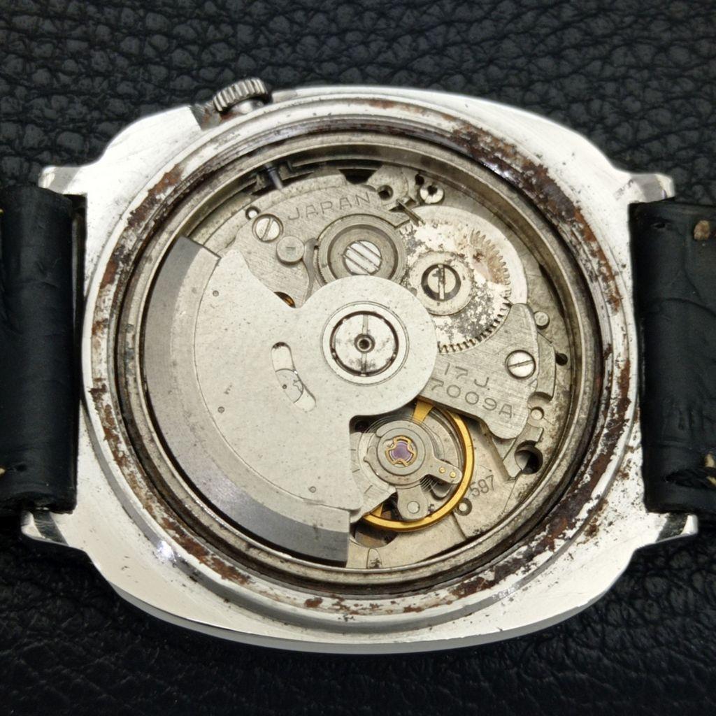 AUTOMATIC VINTAGE SEIKO 5 JAPAN 7009A MENS BLACK COLOR DIAL WATCH A702361-5 R124-a702361