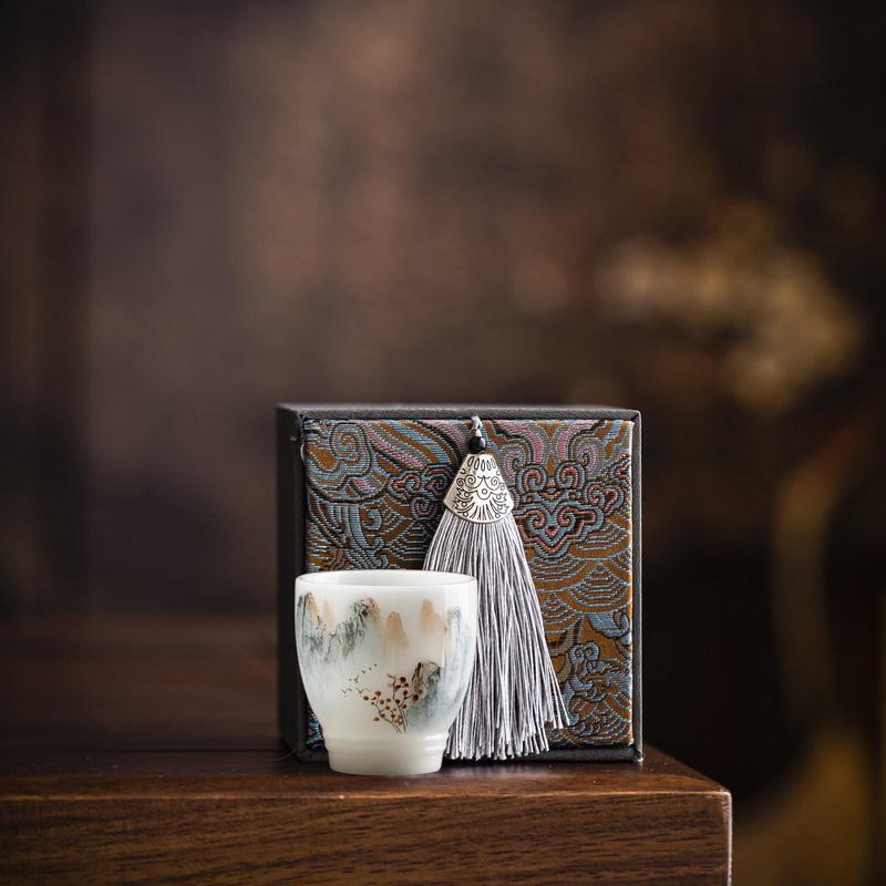 Hand-Painted Jade Gongfu Tea Cup Set with Overglaze Design – Ceramics for Tea Tasting & Gift Box Included