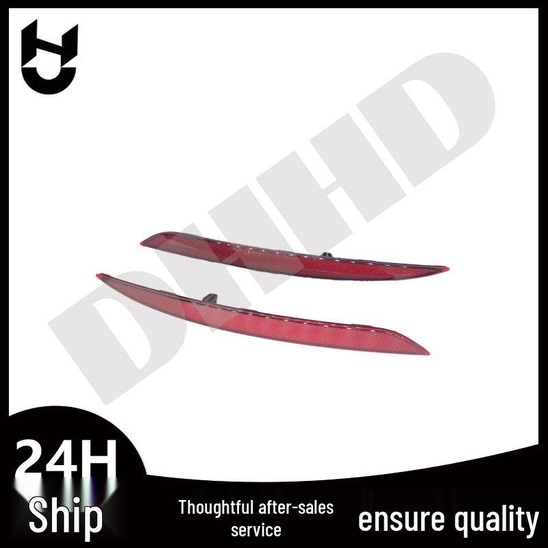 

Tesla Model Y Rear Bumper Reflector Strip 1626226-00-B 1495818 Right