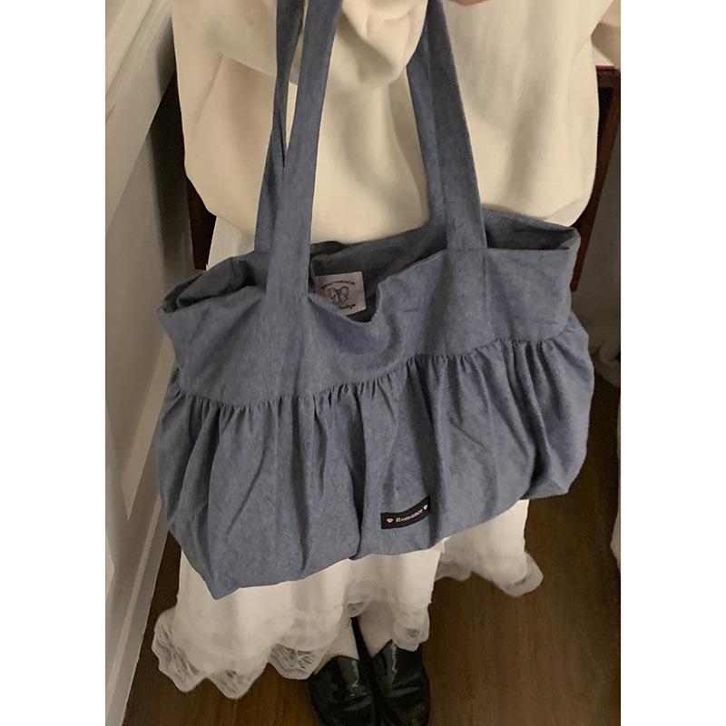 

Плиссированная сумка-багет высокого класса, нишевая плечевая сумка-тоут, женская новая нейлоновая сумка большой вместимости 2025 года синий