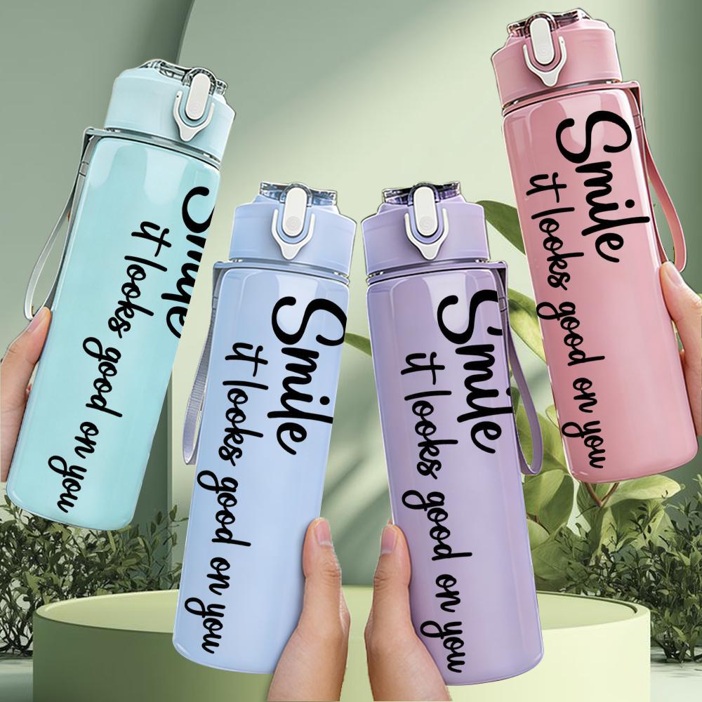 1PC Smile Vertical Quote Line Art 750ml Color Plastic Sports Water Bottle Leakproof Flip Straw Lid Suitable for Sports Office Home Use