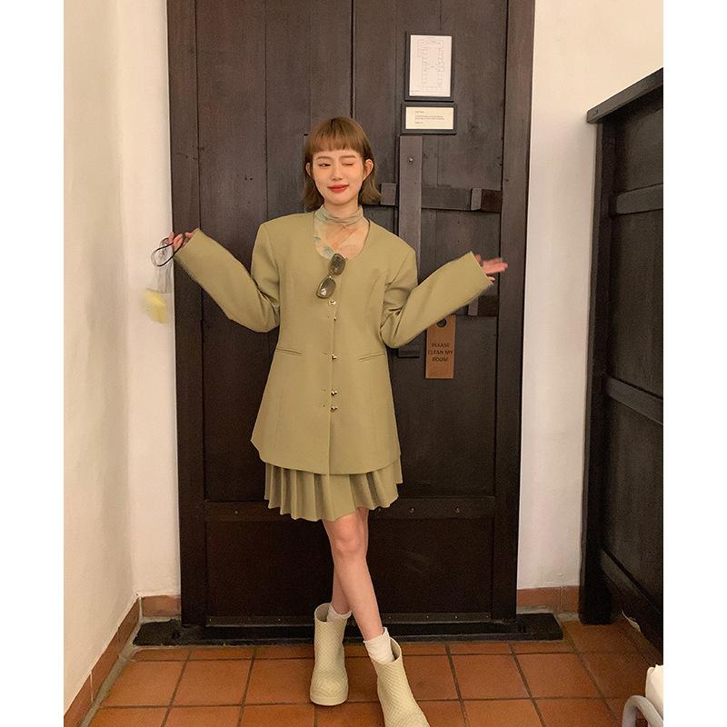 

Костюм женский осенний повседневный свободный пиджак с приталенкой S