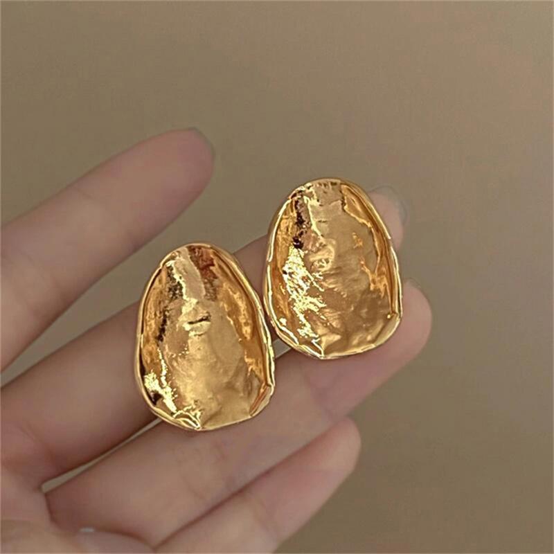 Vintage Silver Needle C-Shaped Diamond Pearl Stud Earrings - Elegant and Versatile Niche High-End Jewelry