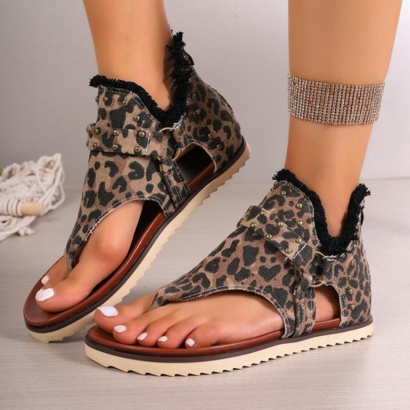 New Size of Women's Shoes: Beach Flip-toe Herringbone Flat Women's Sandals
