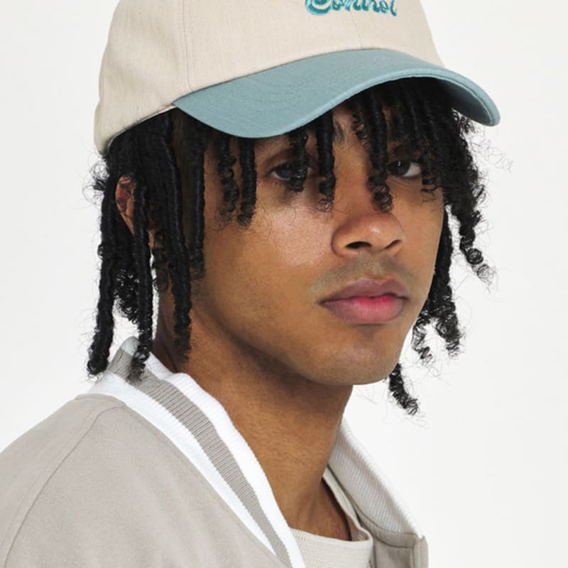 UNDERCONTROL FLORAL SCRIPT / WASHED B B / SKY