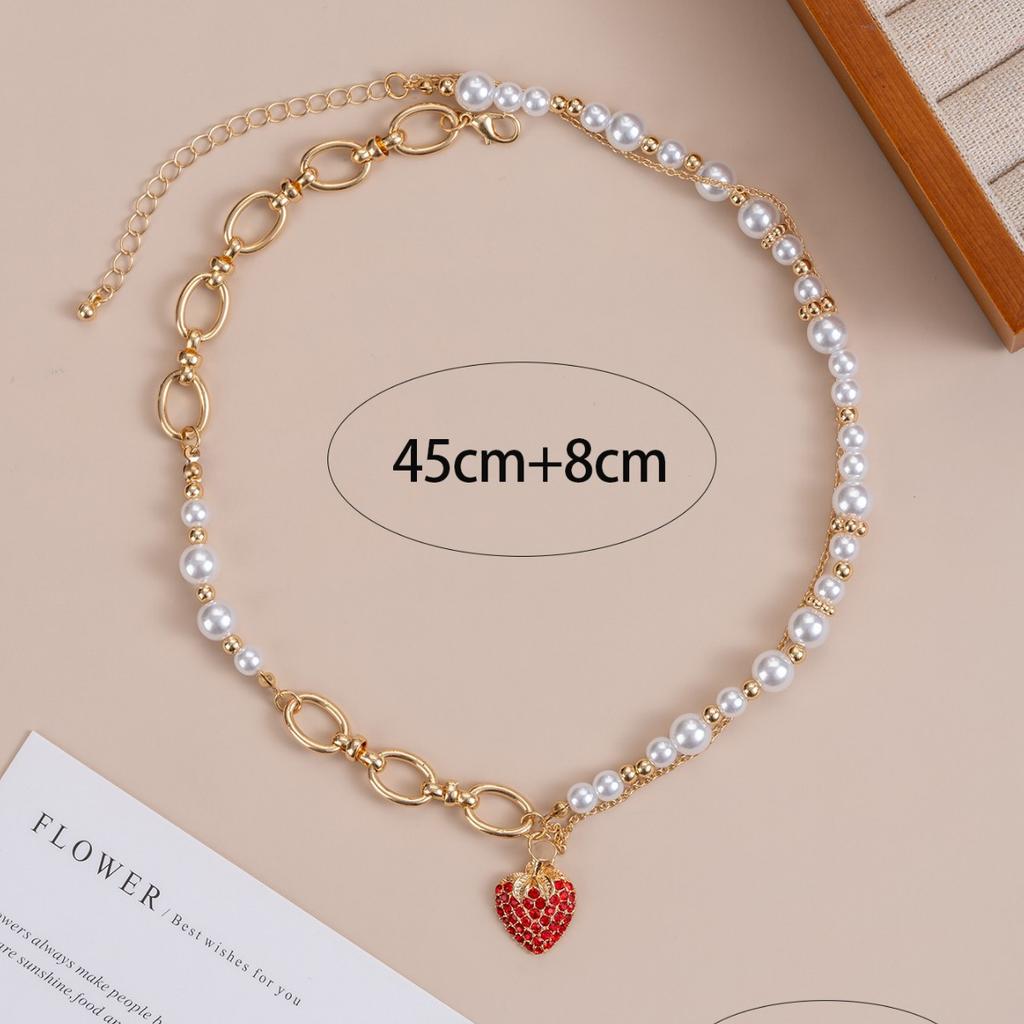 Small Fresh Strawberry Pearl Zircon Necklace Less Cream Sweet Girl Style Collarbone Chain Necklace
