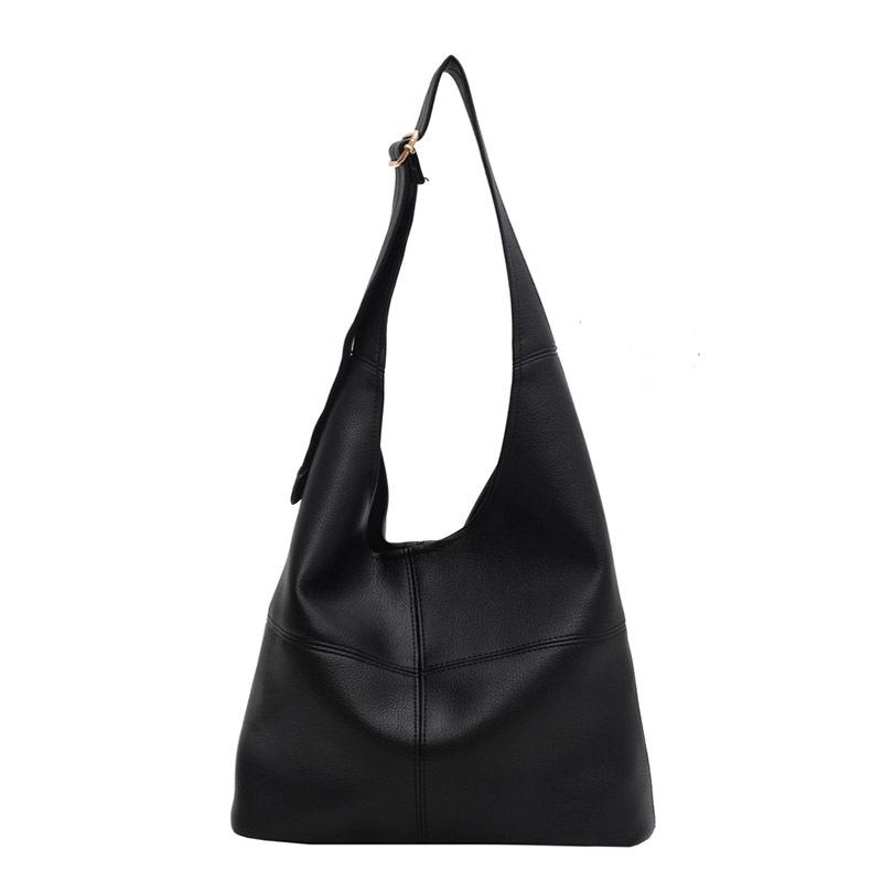 Large capacity soft surface bag women's 2026 new retro fashion versatile shoulder messenger bag texture commuter bucket bag