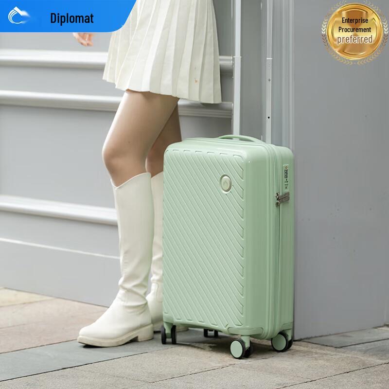 Diplomat DS-1323 Hardside Spinner Luggage 24 inches