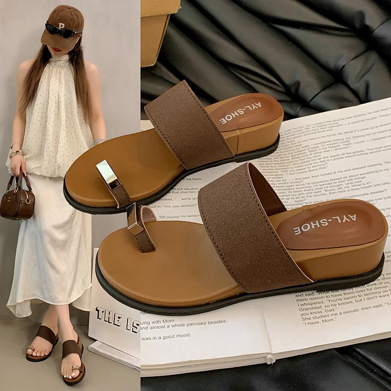 

Metal Ladies Flats Slippers Sandals Round Toe Female Summer Beach Flats Slides Slippers Shoes for Women Flip Flops 35 коричневый