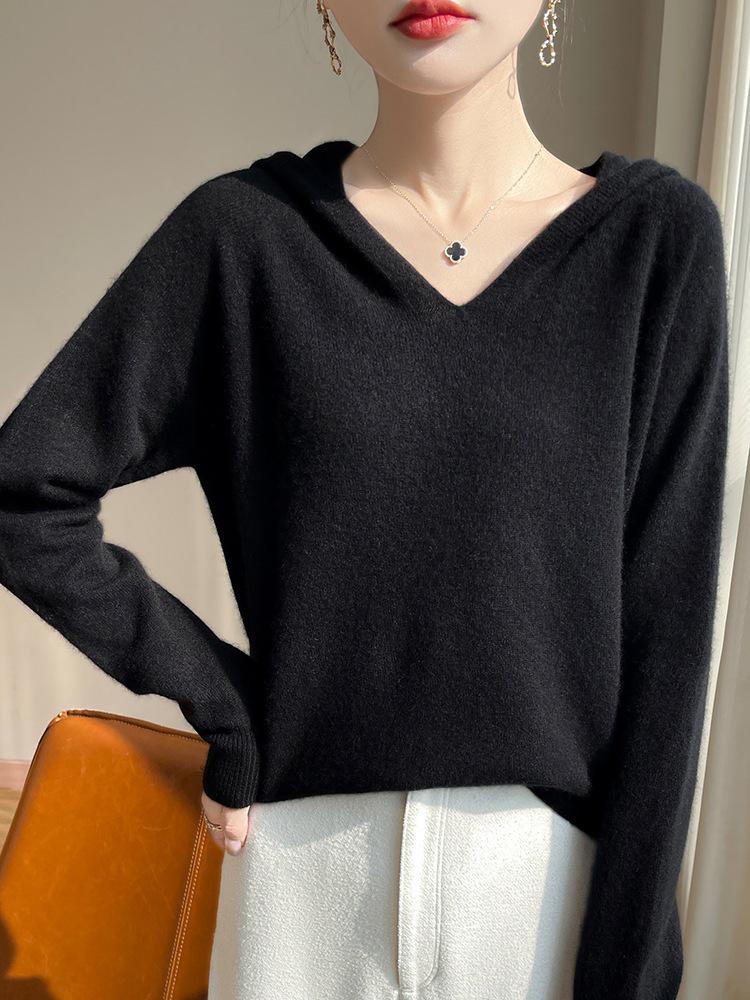 Women's Autumn/Winter Wool Silk Hooded Sweater: Skin-Friendly, Loose Fit Knitwear