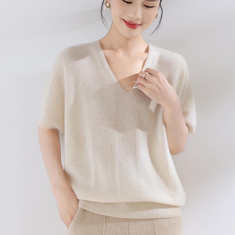 Women's V-Neck Loose-Fit Pure Cashmere Knitwear - Short Sleeve, 100% Goat Cashmere Pullover for Spring and Autumn.