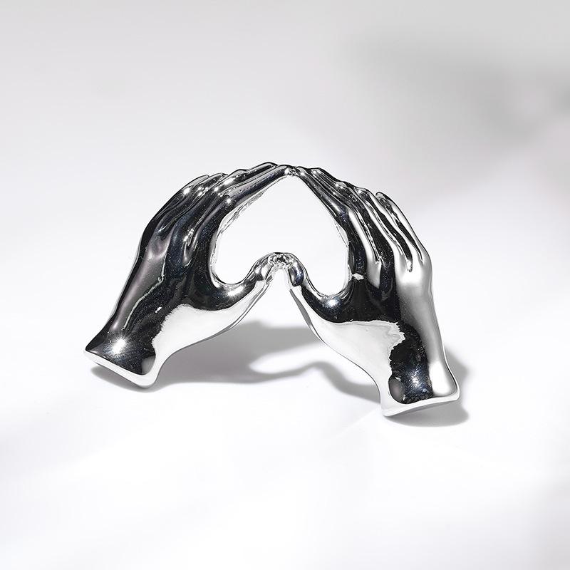 Bo Xin Yun Retro Enamel Heart  Palm Hand Rhinestone Brooch Pin
