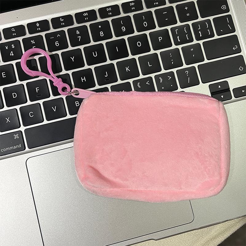 

Creative Cosplay Mini Coin Purse: Cartoon Plush Earphone Storage Bag with Cute Ruby Charm