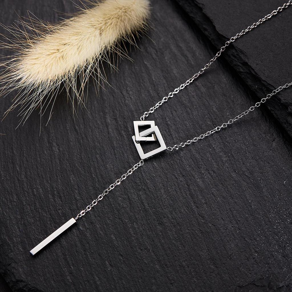 Colier nou din oțel titan argintiu rezistent la decolorare - Lanț de claviculă la modă, ușor și versatil pentru femei