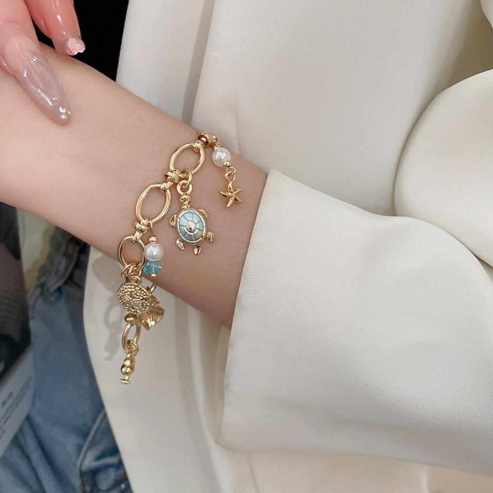 Ornaments Turtle Zinc Zinc Alloy Woven Bangle Zinc Zinc Alloy Rhinestone Pearl Shell Beaded Hand Chain  Daily