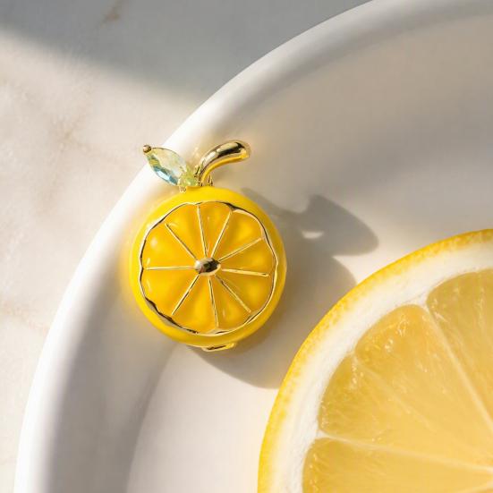 Lemon Slice Pin Brooch Pin, Oil Dripping Fruit with Metal Badge Rhinestone Leaf, Decorative for Clothes Bags Scarves
