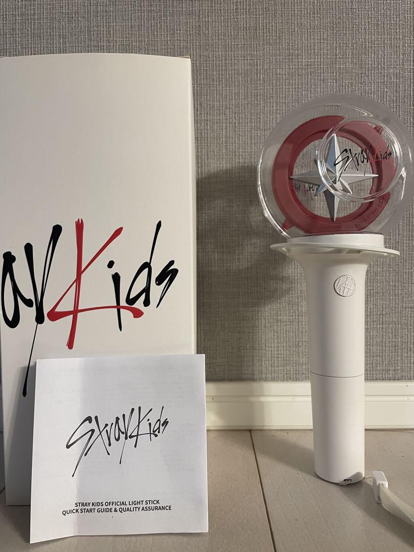 

[Б/У] Stray Kids Sukize лайтстик