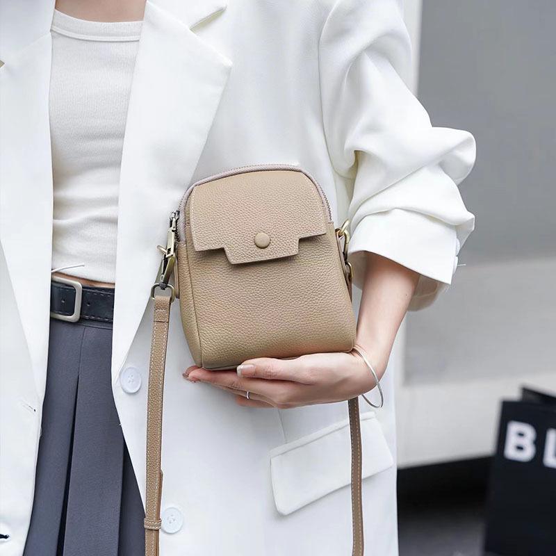 Dámské 2024 Mini crossbody tašky na telefon z pravé kůže - Jedinečné, kreativní a stylové malé tašky přes rameno