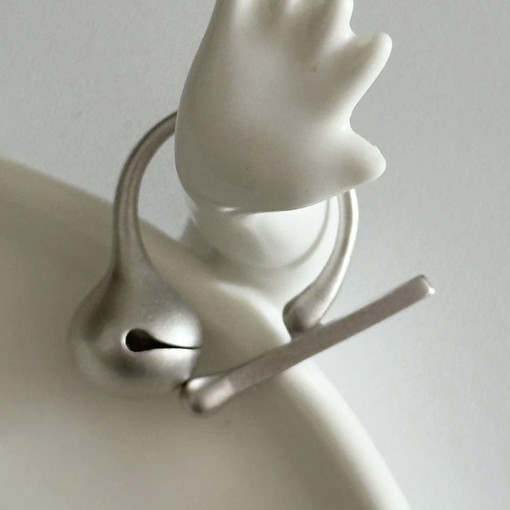 Alloy Open Ring Wooden Fish Shaped Design Stress Relieving Toys High Quality Weird Toys