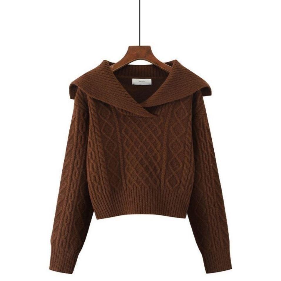 Retro Navy Collar High-Waist Women's Sweater - Soft Knit Pullover for Autumn/Winter 2024