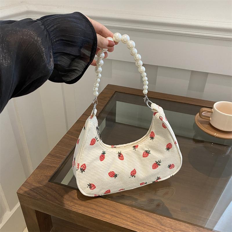 

Милая сумка-клубника, маленькая летняя сумка-подмышка, жемчужная сумка, вельветовая сумка на одно плечо для женщин