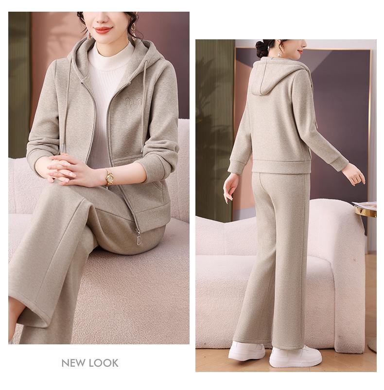 Brand Autumn/Winter Women's Plus Velvet Fashionable Hoodie Two-Piece Sportswear Suit