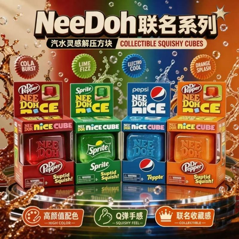 Needoh Cubo Morbido Giocattolo Sensoriale Fidget Giocattoli Morbidi Per Adulti, Cubo Sensoriale da Scrivania Per Alleviare l'Ansia e Migliorare la Concentrazione