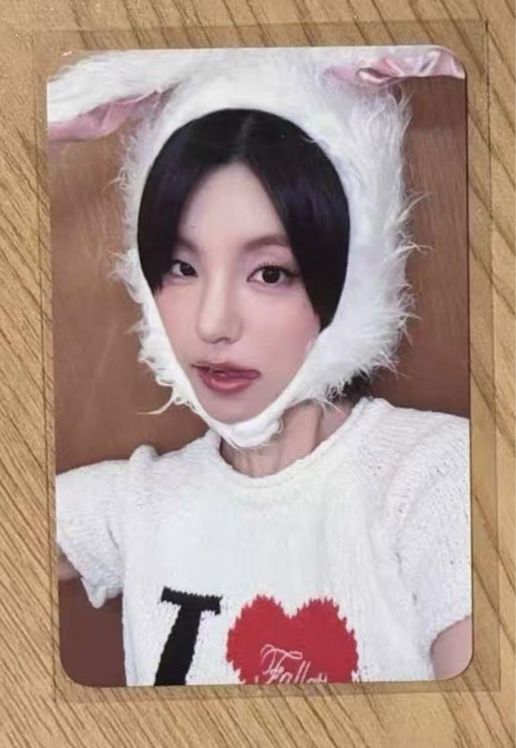 

[Б/У] ITZY Йеджи GWBG makestar Китай Гуанчжоу Лимитированная торговая карта победителя