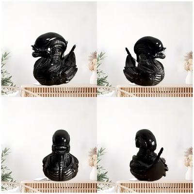 Alien Duck Resin Statue Evil Ornament Car Office Desk Decor Crafts Ornament Home Decoration Funny Gifts Festival Halloween Decor