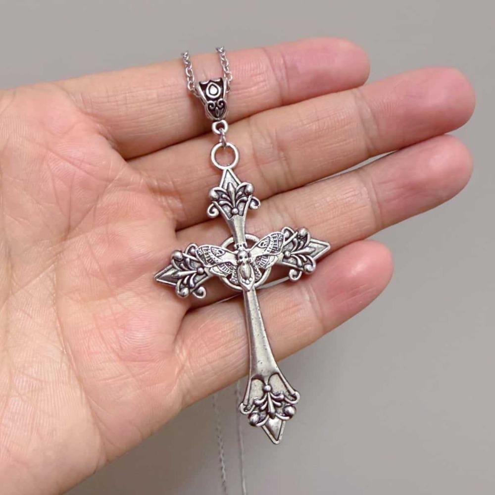 Gothic Retro Sliver Color Cross Skull Moth Pendant Necklace for Women Men Halloween Party Vampire Witch Jewelry Accessories Gift
