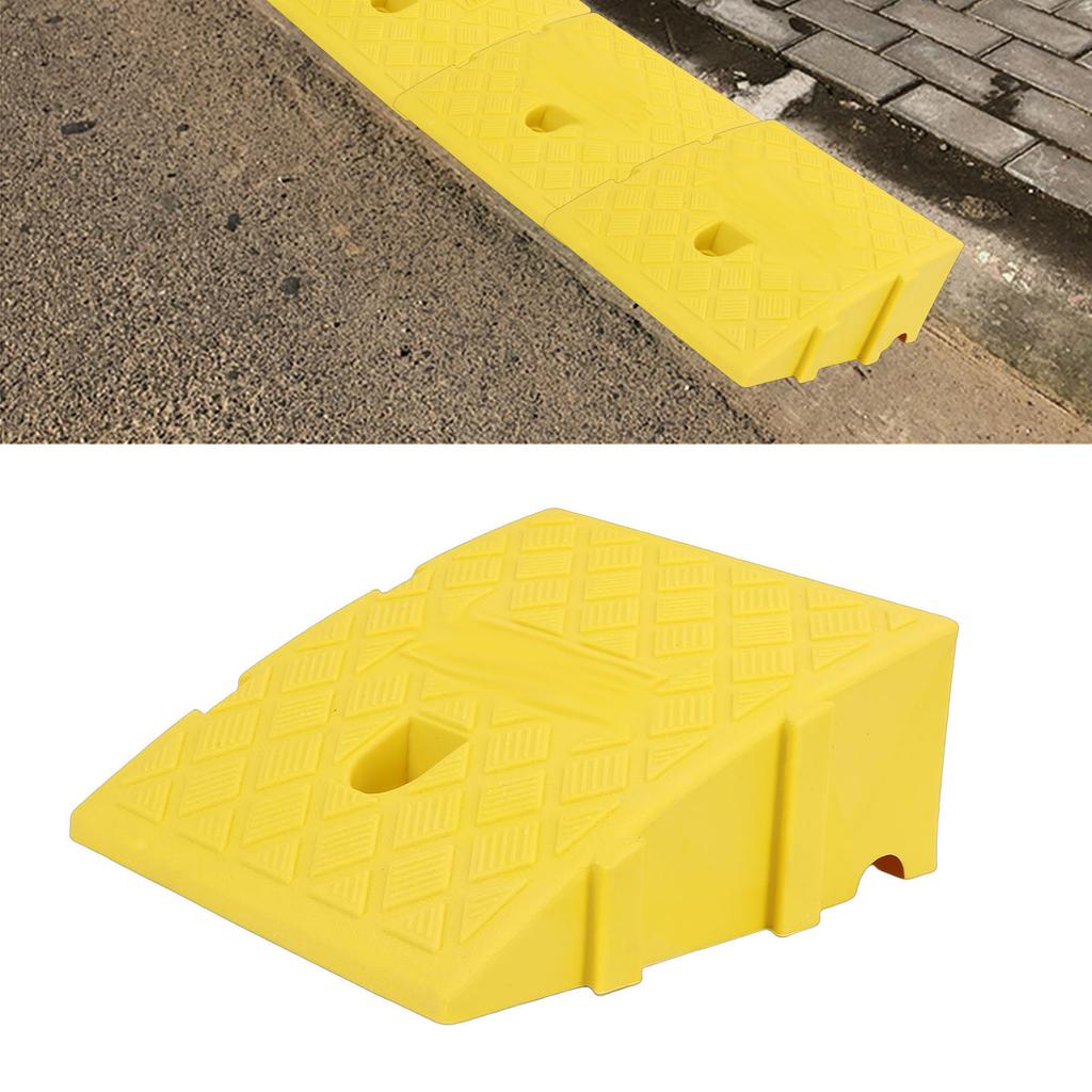 Einfahrtsbordsteinrampe 13 cm Höhe Tragbar Leichtgewichtig Schnallendesign Rutschfeste strukturierte Bordstein-Einfahrtsrampe für Autos Karren Motorräder Fahrräder