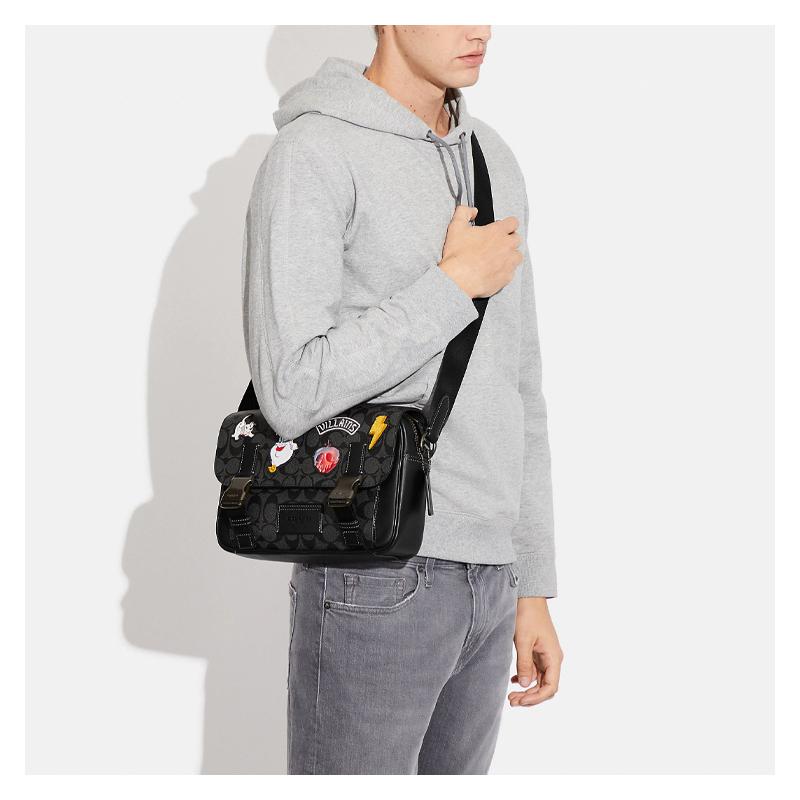 Coach Disney Disney Co-branded Track 27 Zipper Buckle Closure Cartoon Patch Spelled Cow Leather Shoulder Crossbody Bag Large Size Women's Black