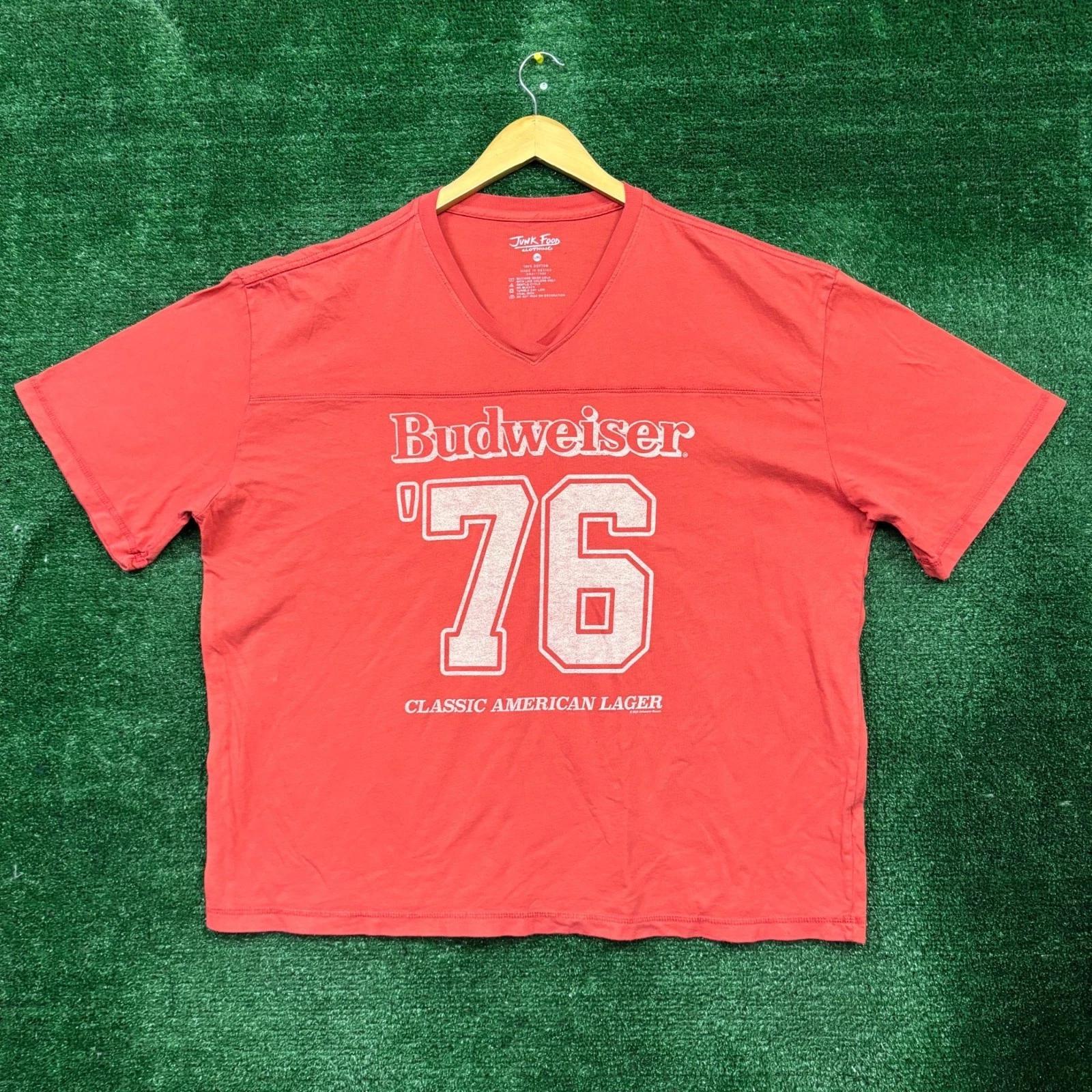 

Budweiser King of Beers Classic American Lager 76 Oversized T-shirt Size L/XL 2XL