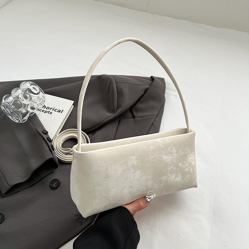 Korean version niche design baguette armpit bag foreign feeling retro solid color simple shoulder bag elegant small square bag women's bag