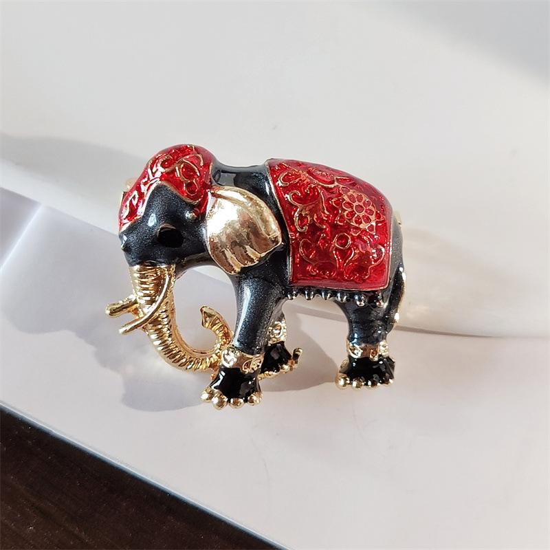 Enamel Colored Elephant Brooch Shirt Mini Elephant Brooches For Women's Pins Chest Flower Collar Pin Sweater Jewelry