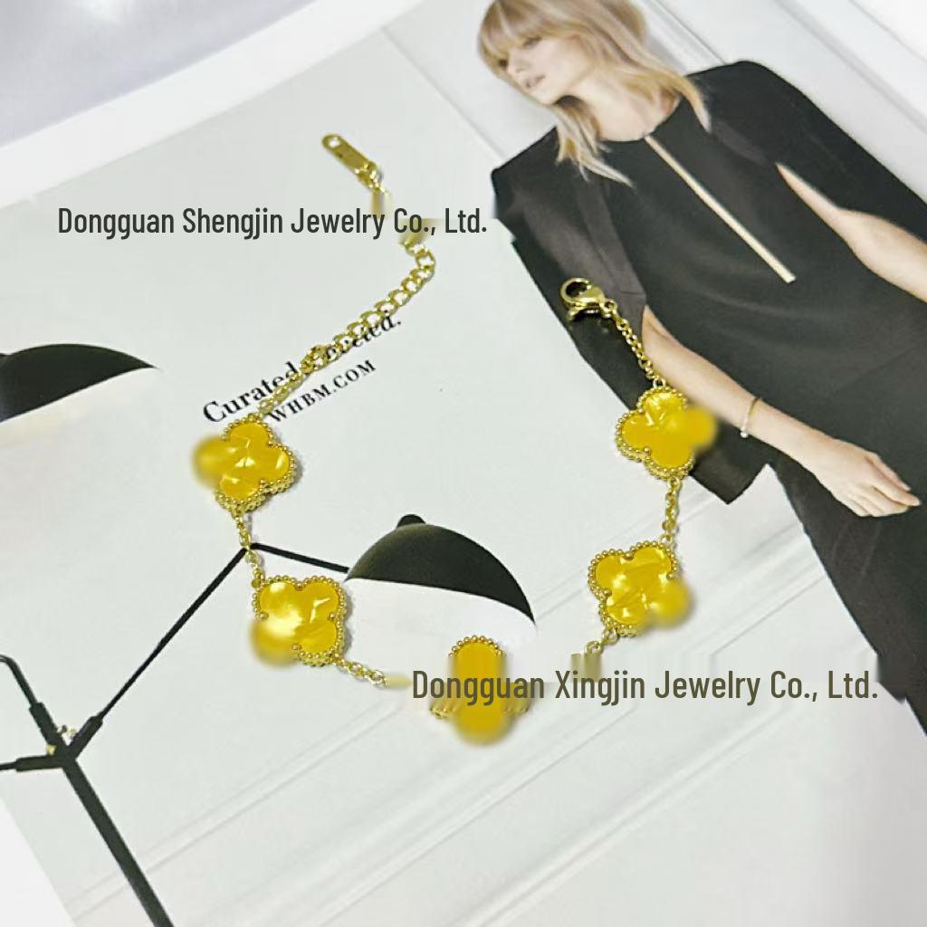 18K Gold-Plated Four-Leaf Clover Bracelet - Elegant, Durable & Versatile Women's Jewelry