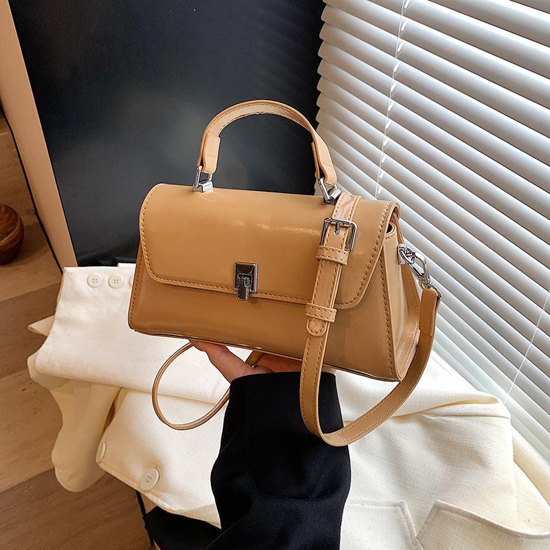 High-end Women's Bags, New Fashion Niche Design, Shoulder Messenger Bag, Retro Handbag.
