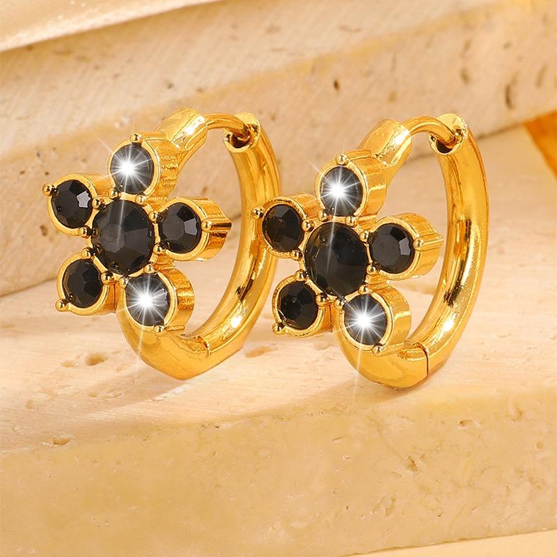 Five-leaf Diamond-studded Titanium Steel Earrings - A Luxurious and Niche Design for Women, Suitable for Various Occasions As A Versatile Accessory.