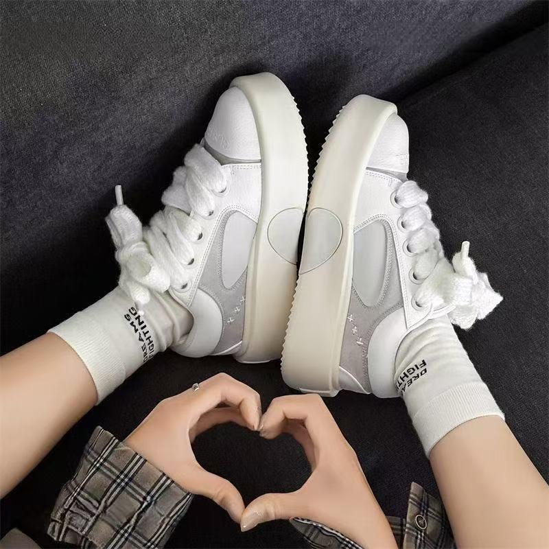 

Heart-Shaped Platform Sneakers - Height-Boosting, Trendy Casual Grey Shoes for Men & Women 44