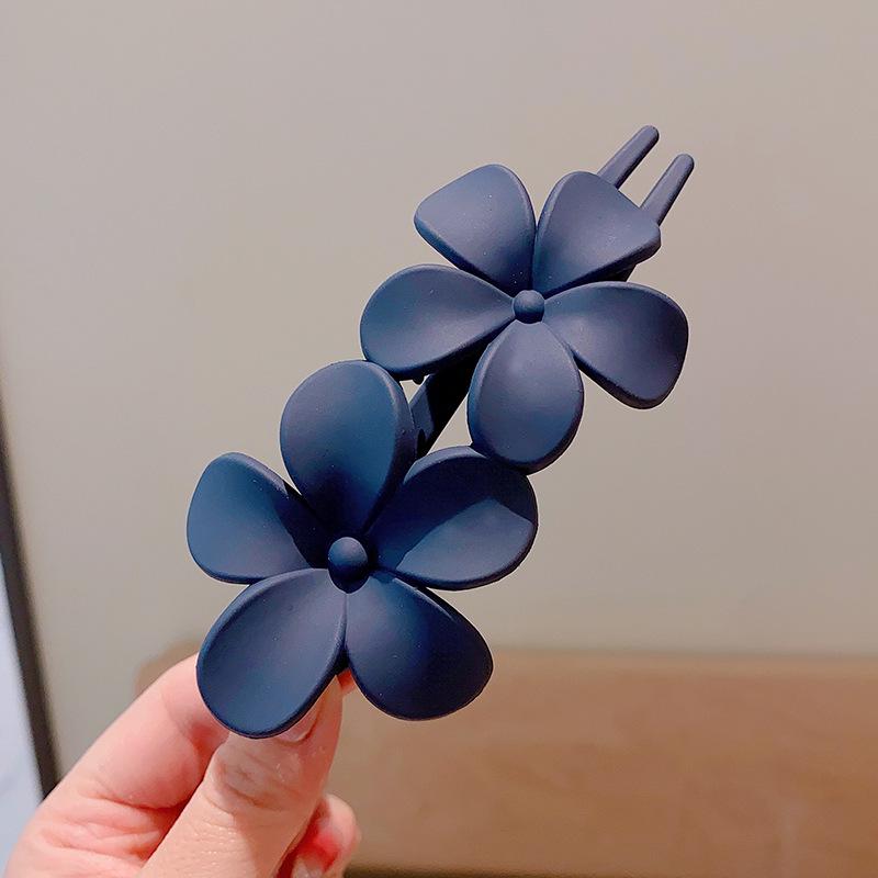 Korean Style Floral Hair Clip for Women - Versatile Duckbill Bun Accessory