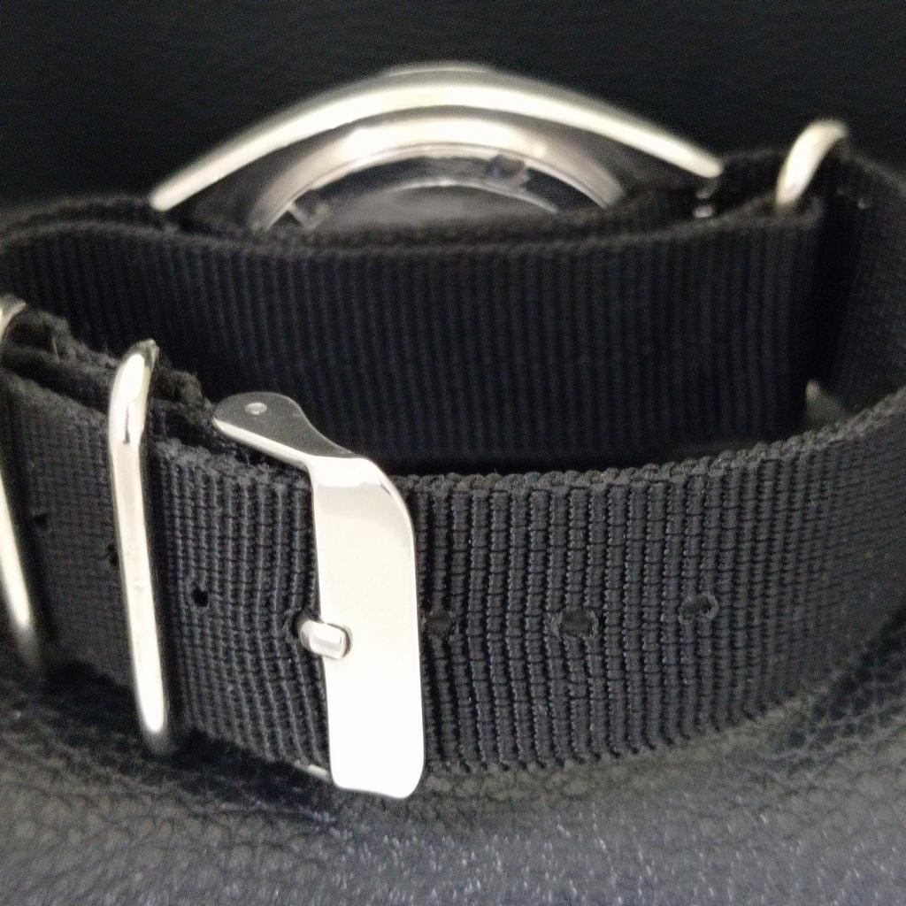 VINTAGE SEIKO 5 AUTOMATIC 7009A JAPAN MENS GREY COLOR DIAL WATCH a701252-5 R206a-a701252