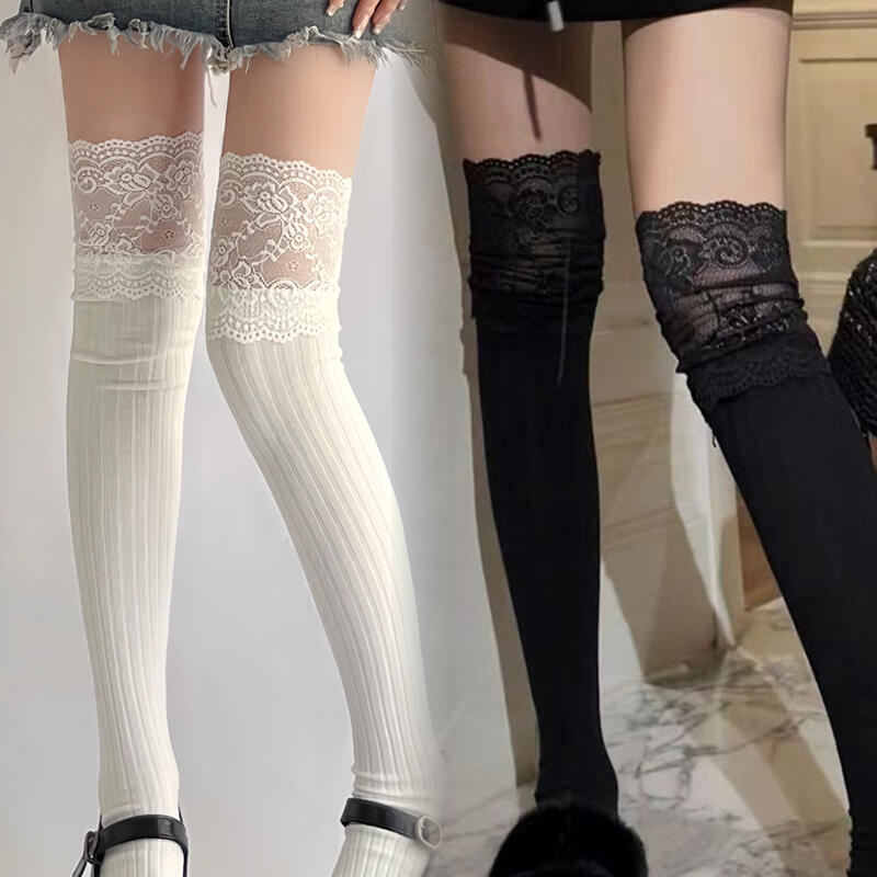 

Носки Barbie поверх кружева выше колена black