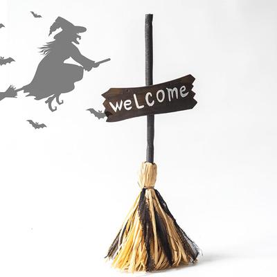 Schwebender Hexenbesen, Spukhafter tanzender Besen, Halloween Hexe fliegender Besenstiel mit gruseligem Lachen, Animierter spukhafter tanzender beweglicher Besenstiel