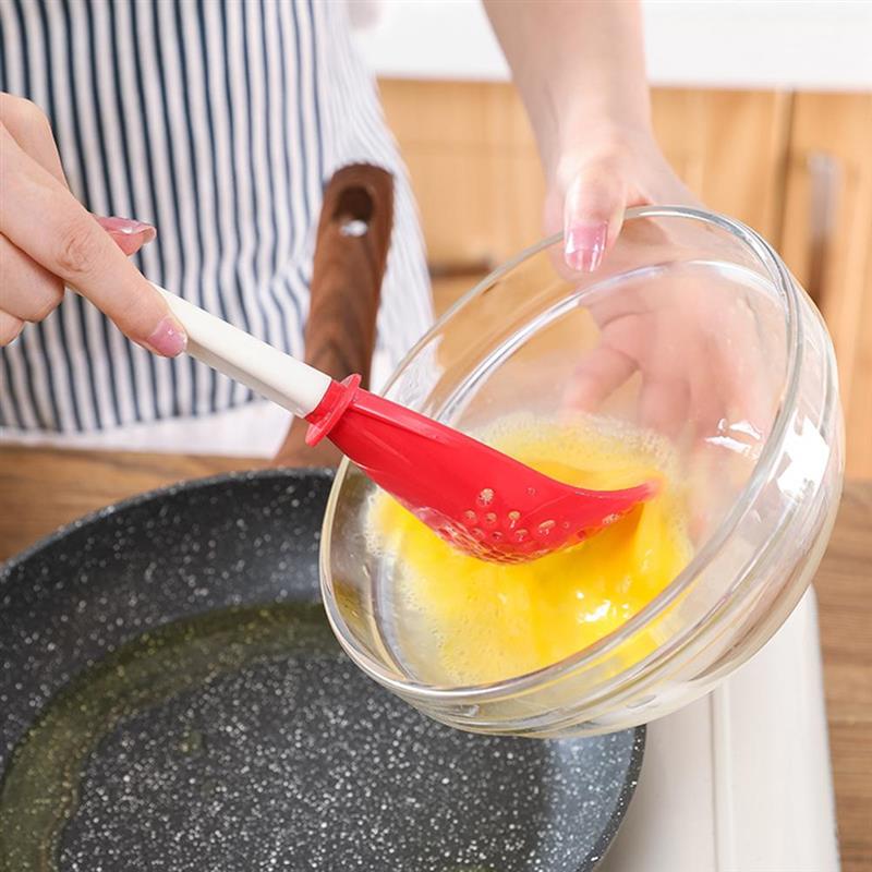 Strainer Scoop Multifunctional Heat-resistant Hanging Hole Innovative Potato Garlic Press Colander Spoon for Kitchen Cooking