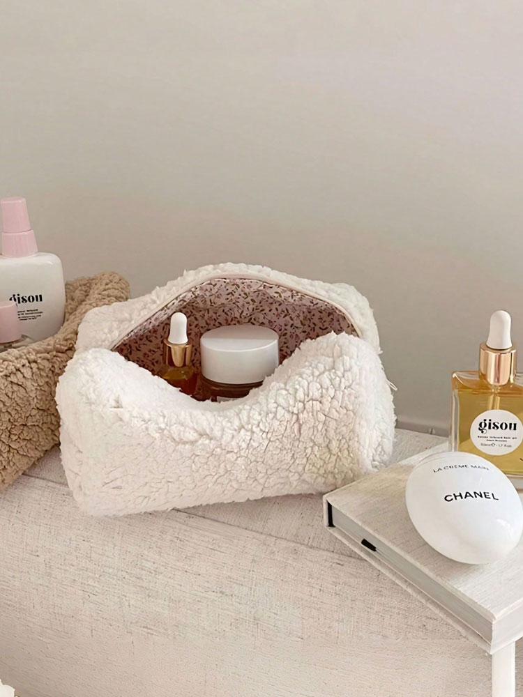 1PC Lambskin Cosmetic Bag, Cream-colored Portable Skin Care Product Storage Bag, Fresh and Clean Cosmetics Zipper Bag
